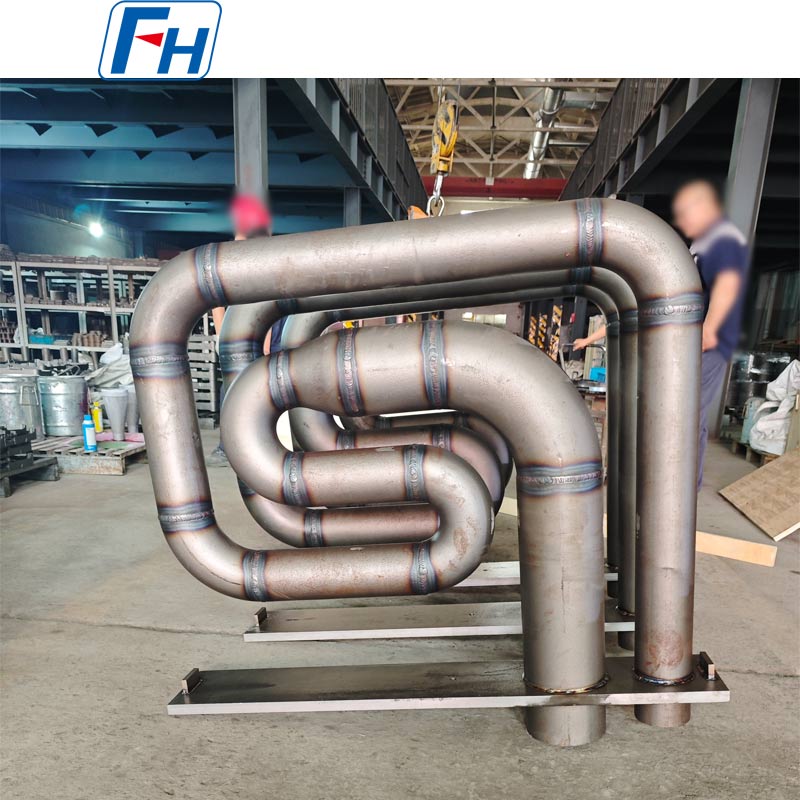 FH® Monaróir Tube Radiant Bent Chustaim | Feadáin Radiant Múnlaithe le haghaidh Foirnéisí Tionscail